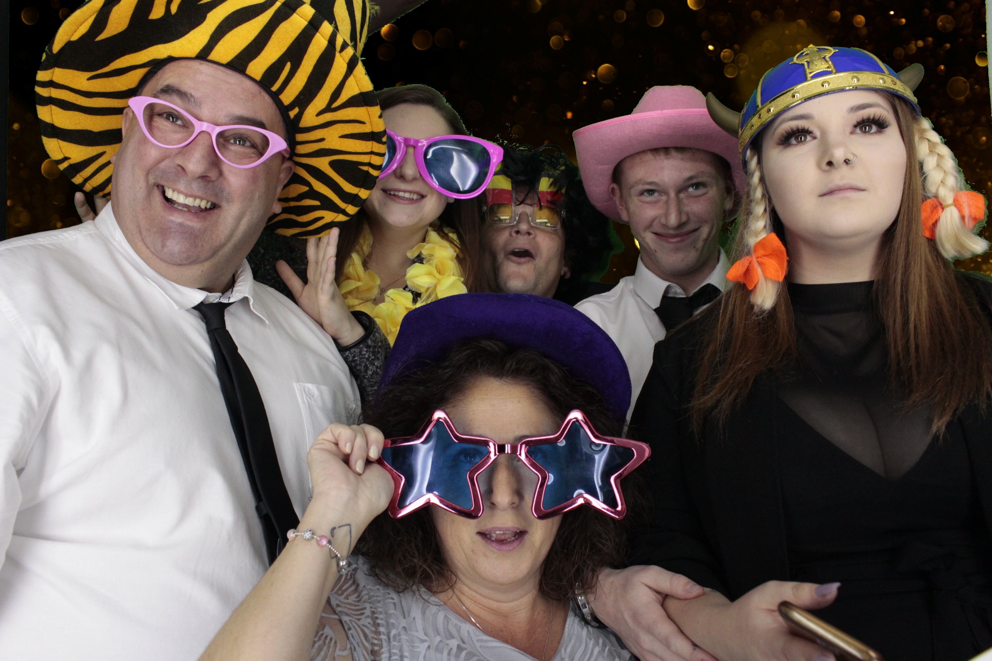 The Sussex Exchange New Years Eve | View more photos from the event at gallery.myphotoboothexperience.co.uk/u/MyPhotoBoothExperienceLtd/The-Sussex-Exchange-New-Years-Eve